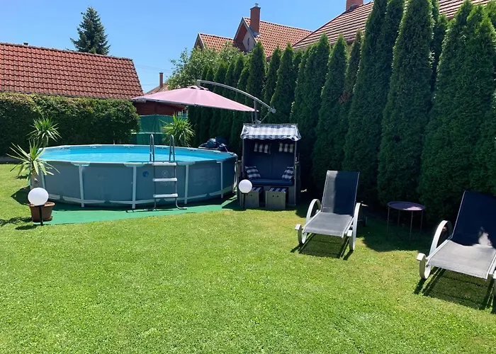 Semesterbostad Eszter Balatonkeresztúr