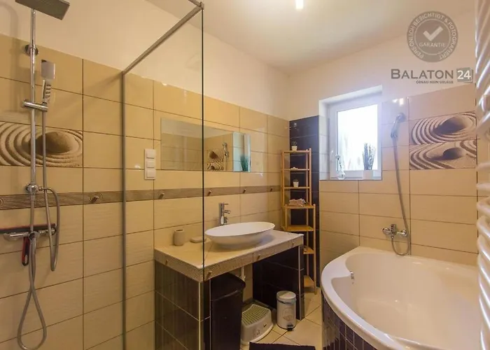 Eszter Semesterbostad Balatonkeresztúr